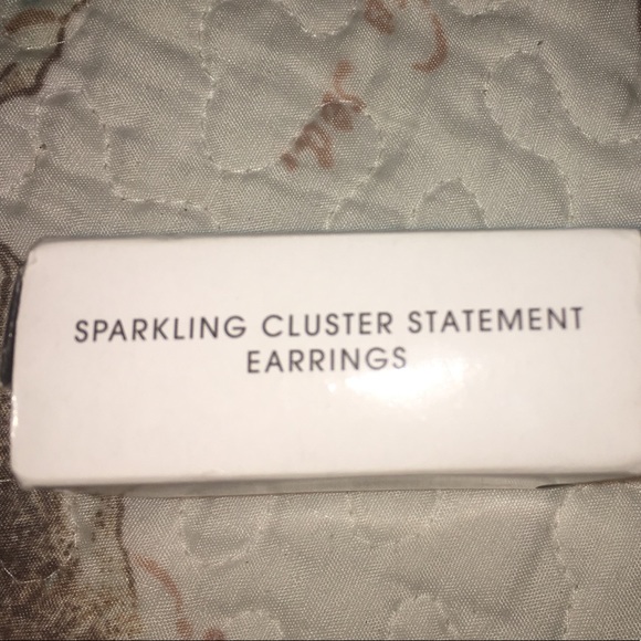 Sparkle statement earrings. - Picture 3 of 3